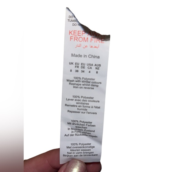 Kaily K Ivory/black open knit V-neck Sweater - Picture 2 of 4